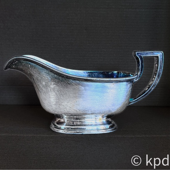 Pointed Vintay REED & BARTON Gravy Boat # 10042 - Picture 1 of 9